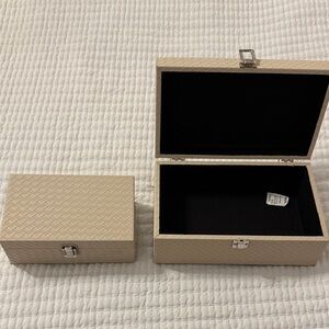 Elegant Tan Woven Accessory Box - Set of 2